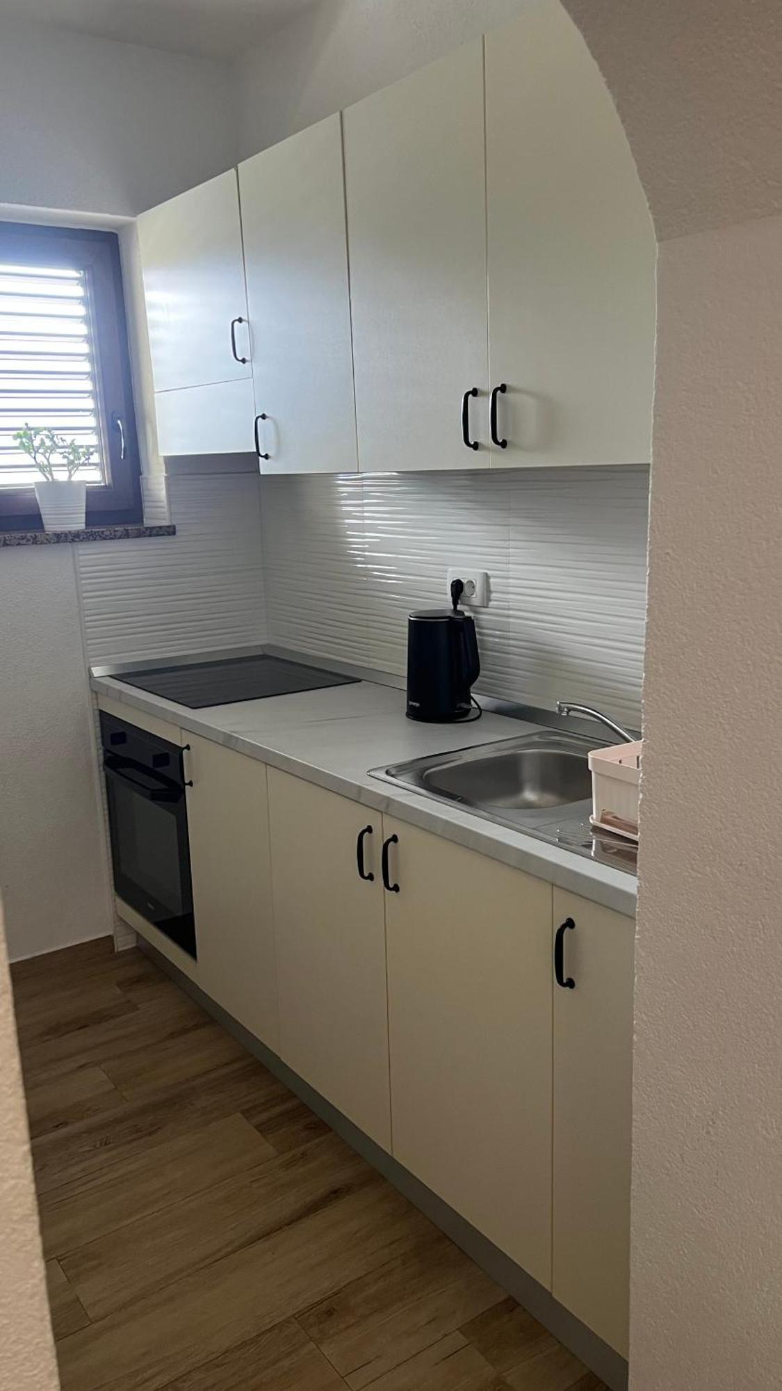 Ela I Gabi Apartment Omišalj Екстериор снимка